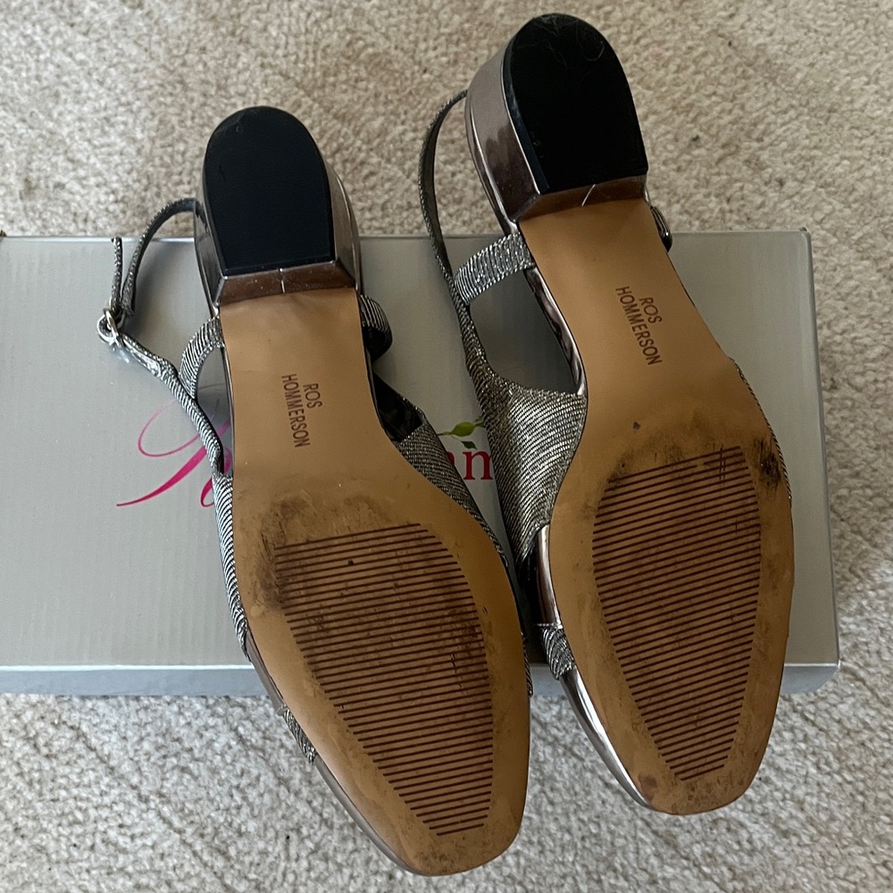 ✨2/$5✨ Ros Hommerson Metallic Slingback Heels - Picture 4 of 8
